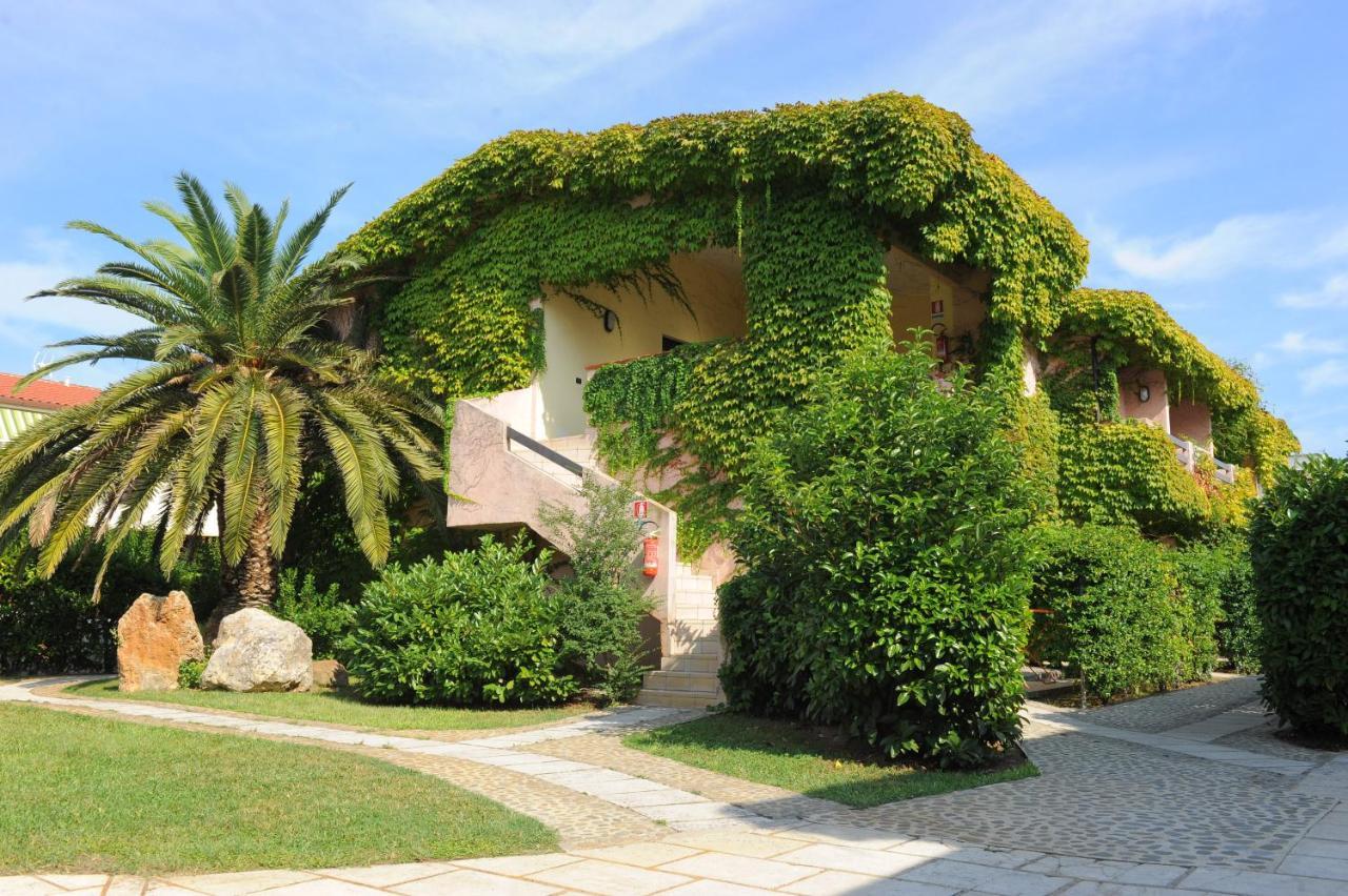 Villaggio Residence Club Le Ginestre Villapiana Lido Exteriör bild